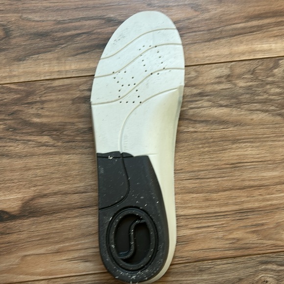 Golden Goose Gray Mid Star Shoes with Silver Glitter Laces - Picture 15 of 16